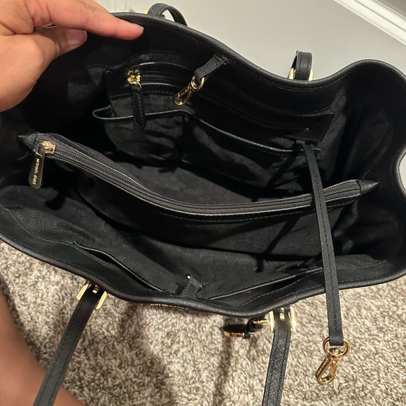 MK Hamilton Bag - Picture 3 of 5